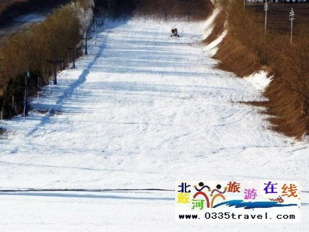 秦皇島紫云山滑雪場(chǎng)